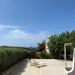 Es