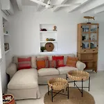 Es